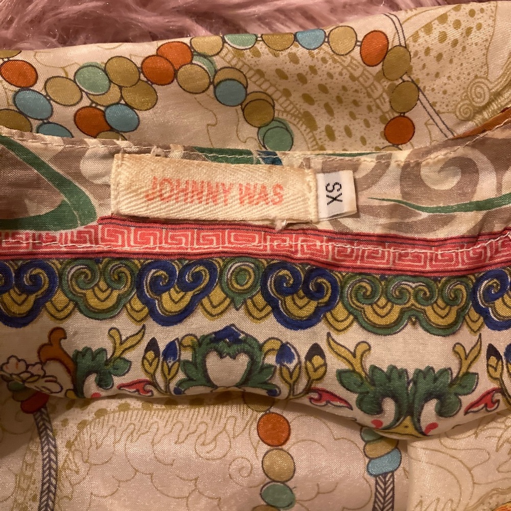 Johnny Was Silk Blouse Size XS - Picture 4 of 15